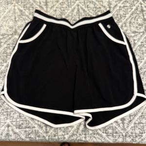 Livi Active shorts with built in liner